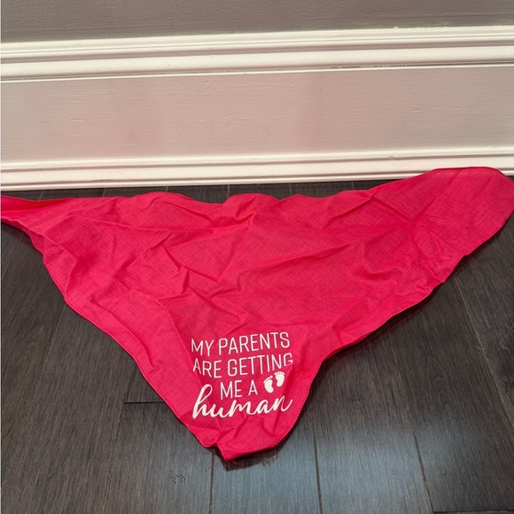 Pink 🎊HP🎉My Parents are Getting me a Human Baby Announcement Bandana Dog Pet - Picture 1 of 3